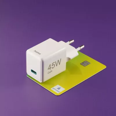 Ładowarka ścienna 45W Hama Supermini - biały (VH020-02)