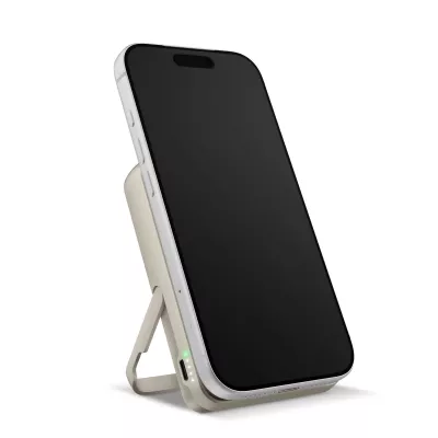 Fresh 'n Rebel Powerbank bezprzewodowy 10000 mAh kompatybilny z MagSafe - beżowy (LT49745-N0055)