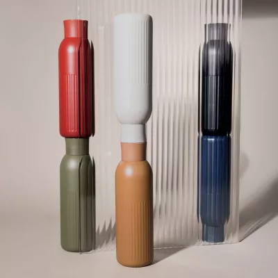 Sagaform Tekla Push stalowa butelka z zakrętką (z recyklingu) 500 ml - ciemnoniebieski (LT52134-N0010)