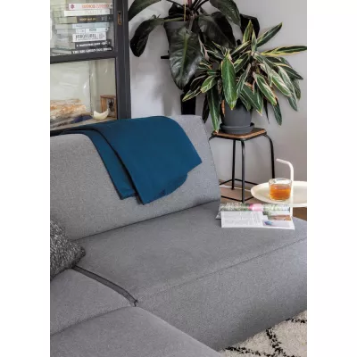 Koc polarowy 120 x 150 cm w pokrowcu - niebieski (P459.065)