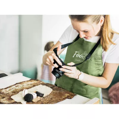 Fartuch kuchenny z konopi 200 g/m² NAIMA APRON - Zielony (MO6164-09)