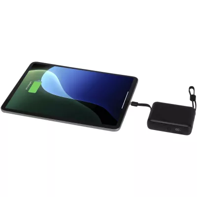 Acrux powerbank do tabletu o pojemności 10 000 mAh i mocy 35 W z wbudowanym kablem typu C - wykonany z tworzyw sztucznych pochodzących z recyklingu. - Czarny (12445090)