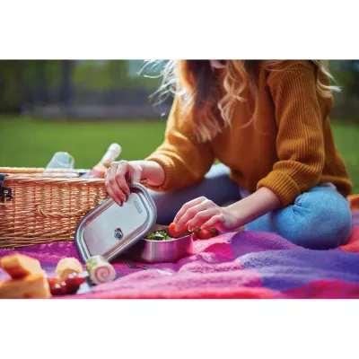 Duże pudełko śniadaniowe ze stali nierdzewnej Black+Blum - olive green (P439.0027)