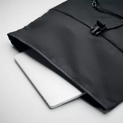 Plecak rolltop RPET 600D z wyściełanymi plecami NAPA - Czarny (MO6998-03)
