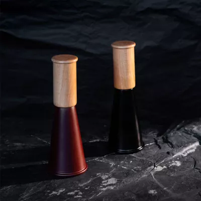 Sagaform Gurken Młynek do soli lub pieprzu średni, 20,5 cm - czarny (LT52261-N0002)