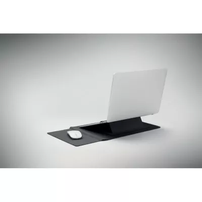 Pokrowiec na laptop 16" z podstawką z RPET PRACTIC - Czarny (MO2696-03)