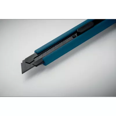 Nóż z 2 zapasowymi ostrzami BLADE + - Niebieski (MO2769-04)