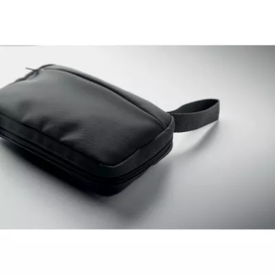 Kosmetyczka z RPET 600D z kieszeniami VANIT - Czarny (MO2948-03)