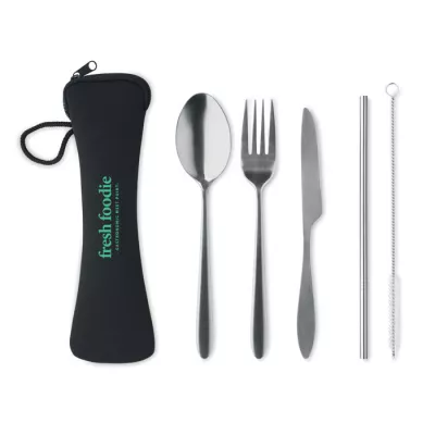Sztućce stalowe ze słomką w etui 5 SERVICE - Czarny (MO6149-03)