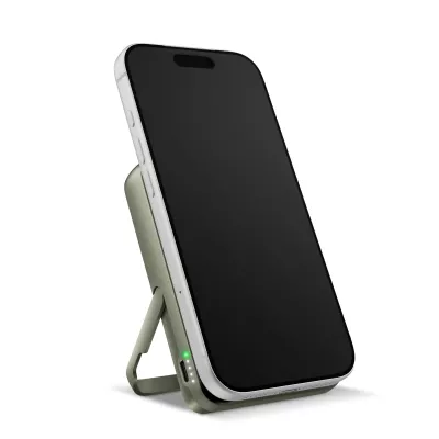 Fresh 'n Rebel Powerbank bezprzewodowy 10000 mAh kompatybilny z MagSafe - Dried Green (LT49745-N0049)